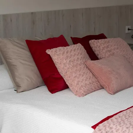 بيت ضيافة Bahia De Montecarlo 3*